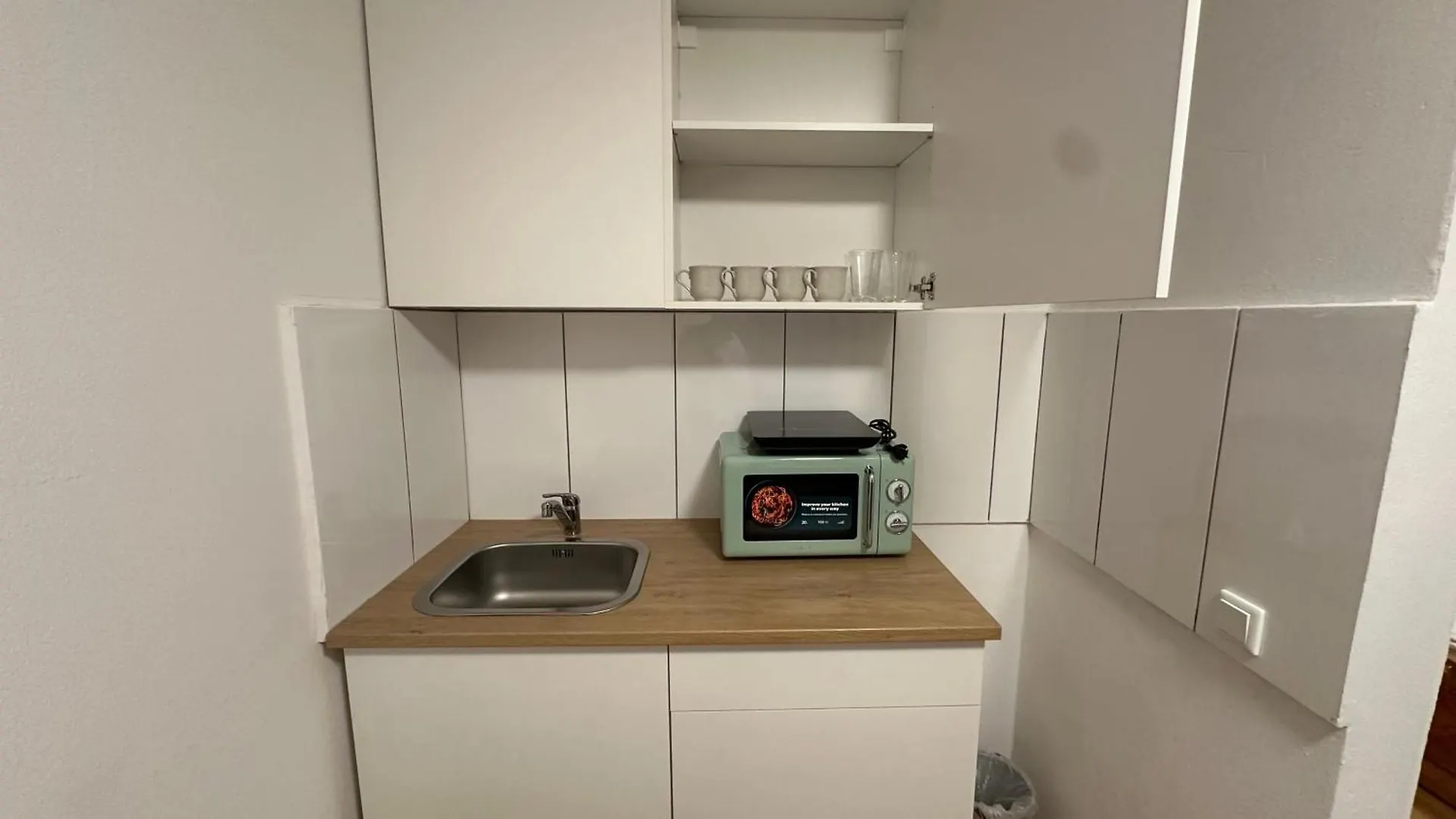 Hotel Im Natur Mit Eigene Kueche Bad Balkon Parkplatz Netflix Nuremberg