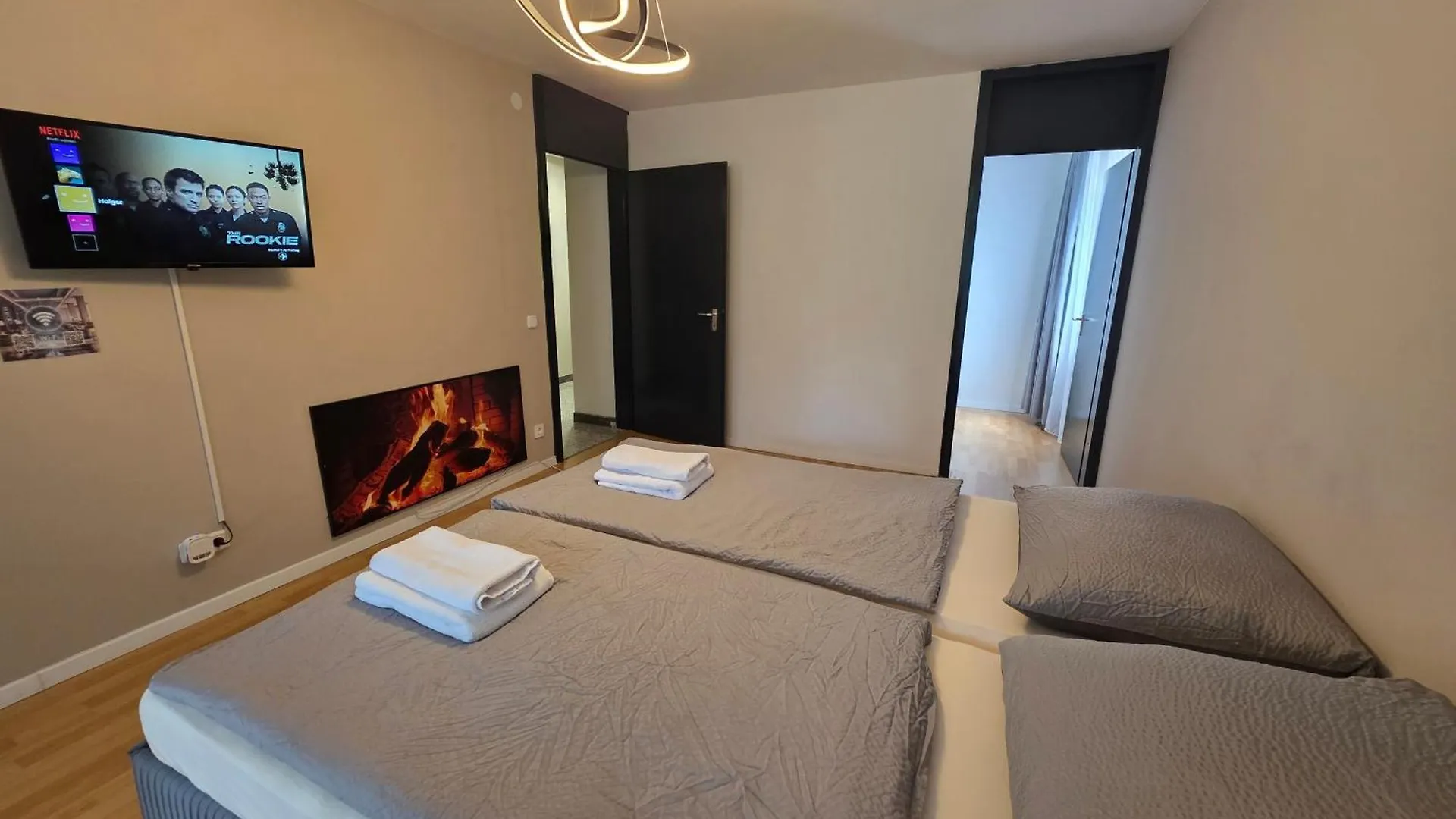 Apartment Hotel Im Natur Mit Eigene Kueche Bad Balkon Parkplatz Netflix Nuremberg